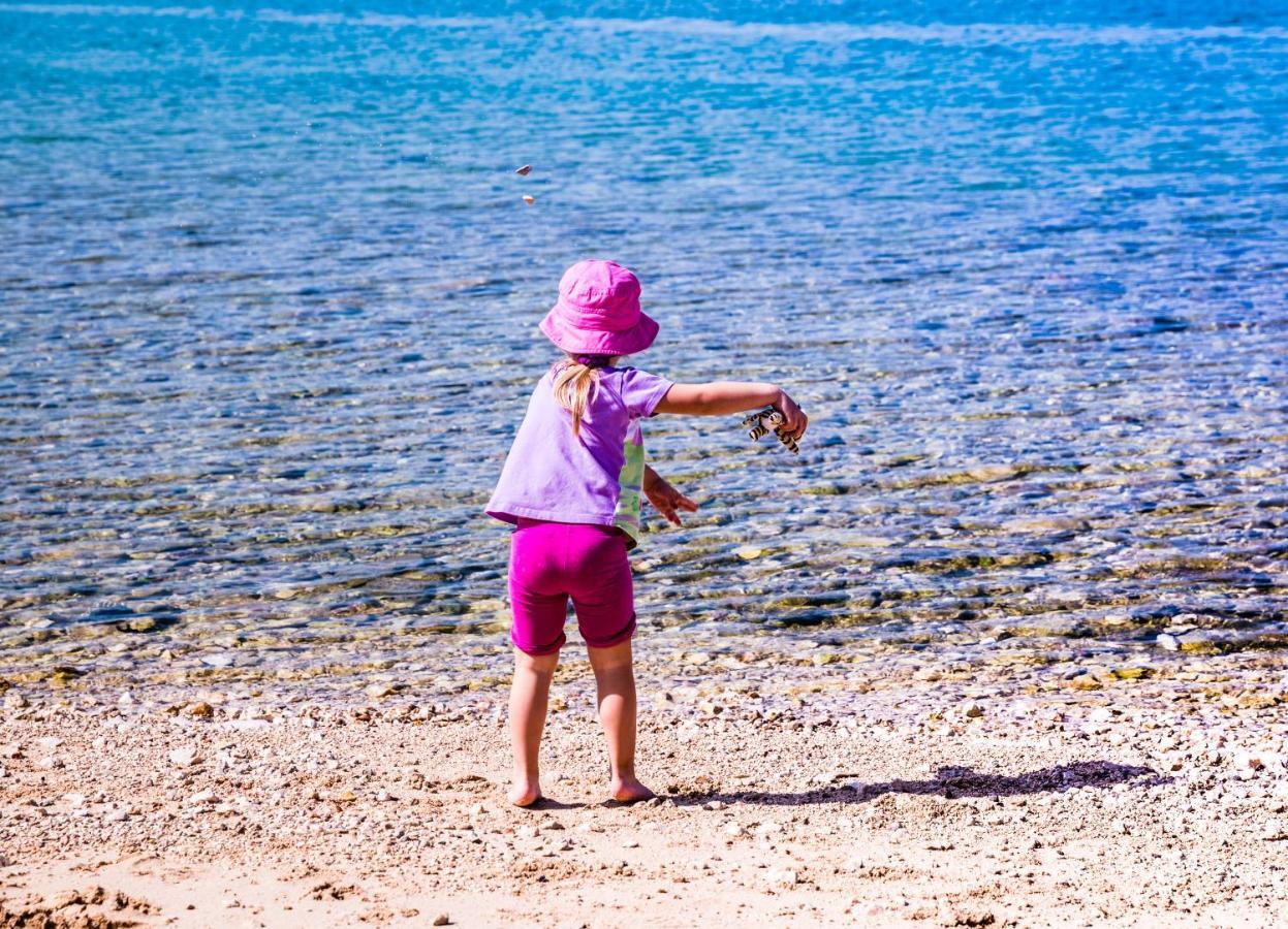 Apartmani Dina Biograd Na Moru Eksteriør bilde