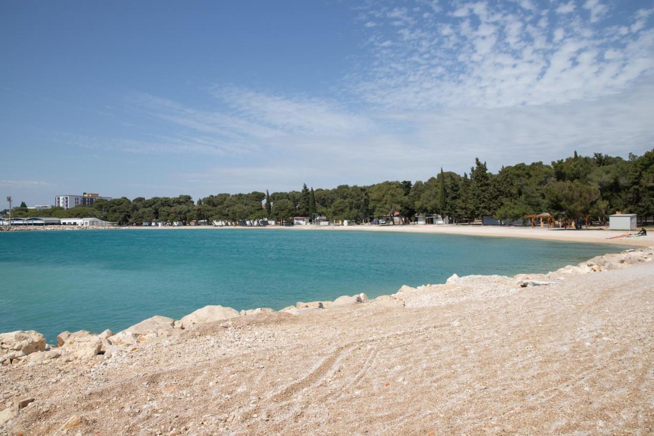 Apartmani Dina Biograd Na Moru Eksteriør bilde