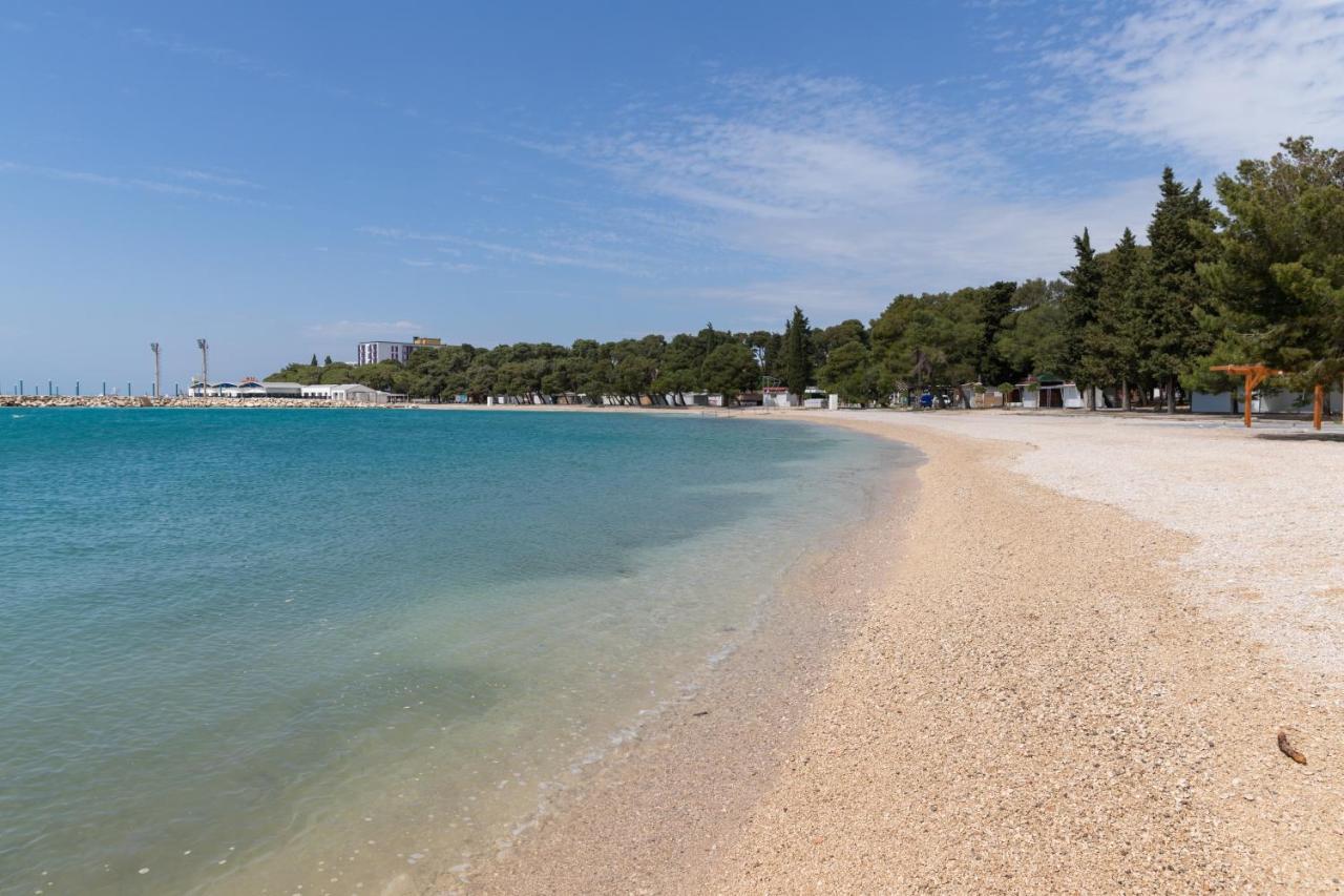 Apartmani Dina Biograd Na Moru Eksteriør bilde