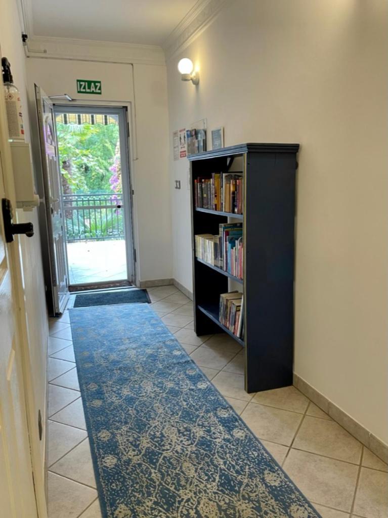 Apartmani Dina Biograd Na Moru Eksteriør bilde