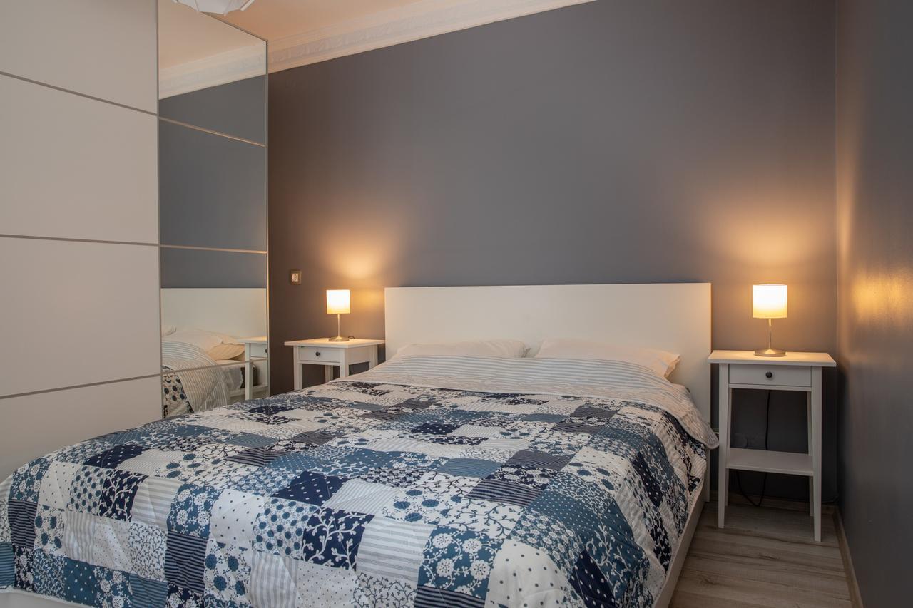 Apartmani Dina Biograd Na Moru Eksteriør bilde