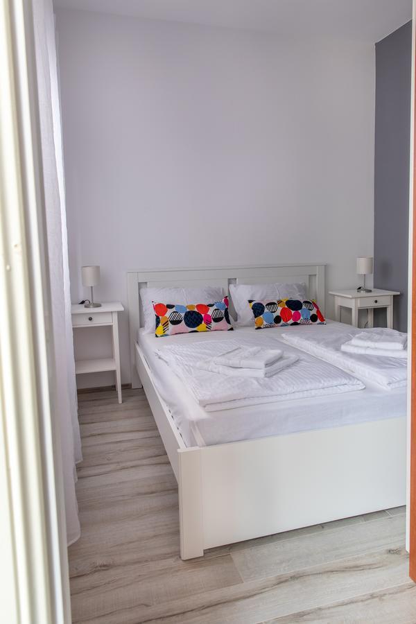 Apartmani Dina Biograd Na Moru Eksteriør bilde